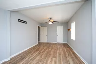 4039 Cornell St, Houston, TX 77022 - Photo 28