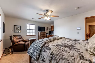 310 Marla Circle, Huntsville, TX 77320 - Photo 34