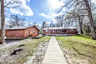 310 Marla Cir, Huntsville, TX 77320 - Photo 14