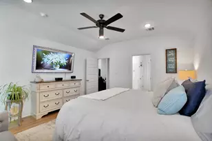 1908 Meridian Ct, Bryan, TX 77807 - Photo 22