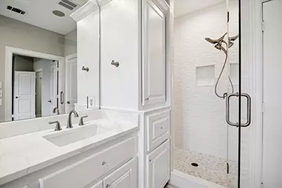 222 Breezy Way, The Woodlands, TX 77380 - Photo 24