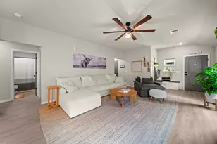 14346 High Hl Dr, Conroe, TX 77303 - Photo 2