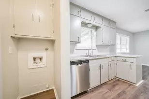 1320 Barak Ln, Bryan, TX 77802 - Photo 10