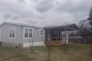 421 Bower Ln, Conroe, TX 77303 - Photo 2