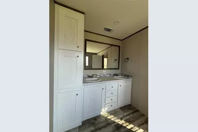 421 Bower Lane, Conroe, TX 77303 - Photo 8