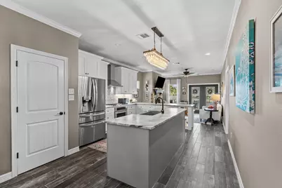 639 29th Street, San Leon, TX 77539 - Photo 10
