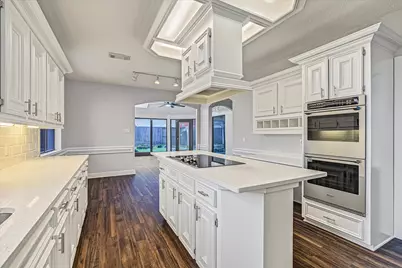 8027 Danette Court, Spring, TX 77379 - Photo 14