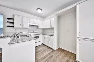 1710 Shelby St, Houston, TX 77009 - Photo 6