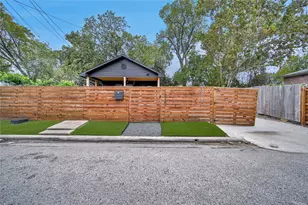 1710 Shelby St, Houston, TX 77009 - Photo 20
