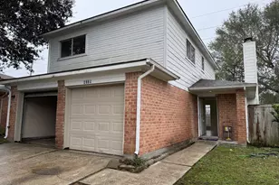 8339 E Ridge Dr, Houston, TX 77040 - Photo 2