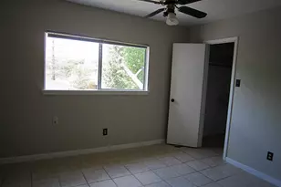 8339 E Ridge Dr, Houston, TX 77040 - Photo 10