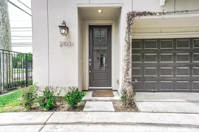 2103 Naomi Street #A, Houston, TX 77054 - Photo 4