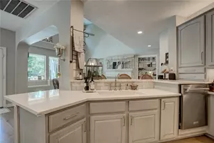 8792 Sunset Heights Ln, Conroe, TX 77302 - Photo 14