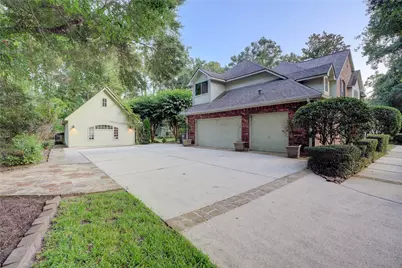 8792 Sunset Heights Lane, Conroe, TX 77302 - Photo 2