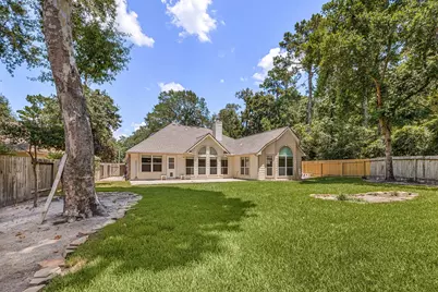 170 W Drifting Shadows Circle, Conroe, TX 77385 - Photo 32