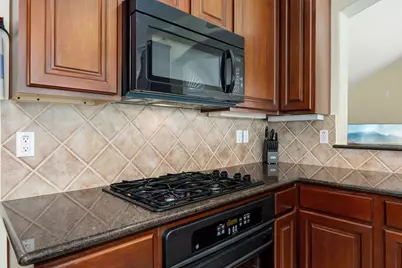 170 W Drifting Shadows Circle, Conroe, TX 77385 - Photo 14