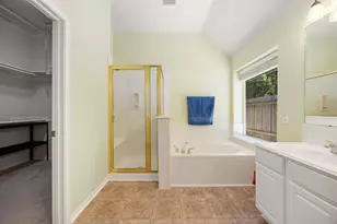170 W Drifting Shadows Circle, Conroe, TX 77385 - Photo 22