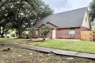 10538 Huntington View Dr, Houston, TX 77099 - Photo 4