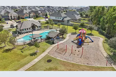 363 Springfield Terrace Drive, Conroe, TX 77304 - Photo 18