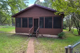 530 Kingwood Dr, Trinity, TX 75862 - Photo 2