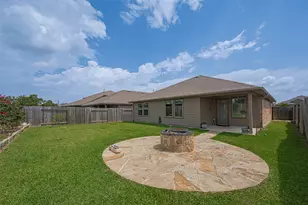 3923 Hawaiian Ct, Baytown, TX 77521 - Photo 36