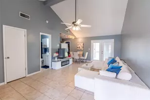 23 Townhouse Ln, Trinity, TX 75862 - Photo 6