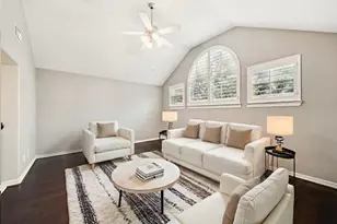 1611 Hill Spring Dr, Sugar Land, TX 77479 - Photo 20