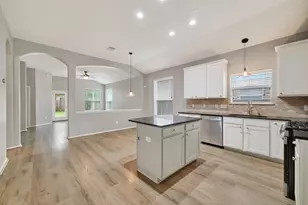 6431 Applewood Forest Dr, Katy, TX 77494 - Photo 8