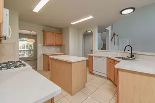 7206 Avon Park Ln, Houston, TX 77083 - Photo 16
