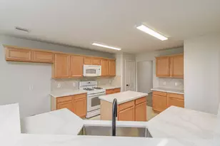 7206 Avon Park Ln, Houston, TX 77083 - Photo 14
