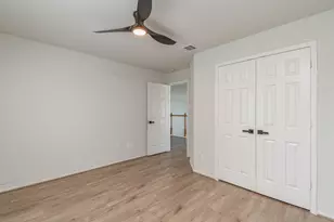 7206 Avon Park Ln, Houston, TX 77083 - Photo 24