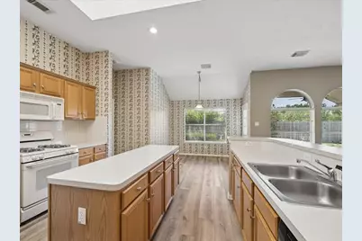 20922 Deauville, Spring, TX 77388 - Photo 14