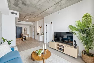 5501 La Branch Street #2105, Houston, TX 77004 - Photo 10