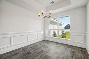 720 Greystone Ln, Angleton, TX 77515 - Photo 12