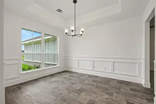 720 Greystone Ln, Angleton, TX 77515 - Photo 12