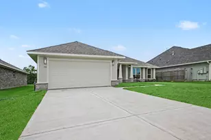 720 Greystone Ln, Angleton, TX 77515 - Photo 4