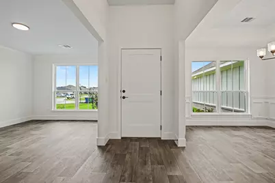 720 Greystone Lane, Angleton, TX 77515 - Photo 10