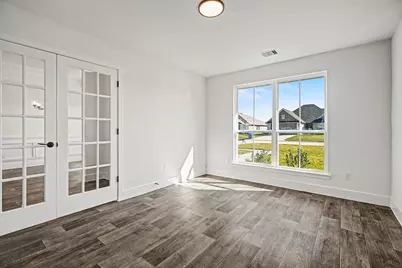 720 Greystone Lane, Angleton, TX 77515 - Photo 2