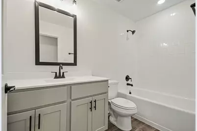 720 Greystone Lane, Angleton, TX 77515 - Photo 20