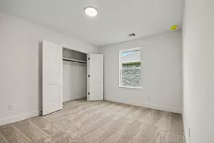 720 Greystone Ln, Angleton, TX 77515 - Photo 18