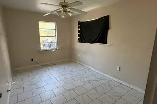 2919 Staples St, Houston, TX 77026 - Photo 6