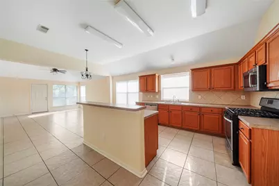 20410 Pomegranate Lane, Katy, TX 77449 - Photo 4