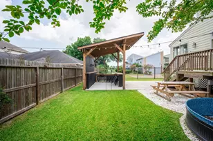 2402 Intrepid Way, League City, TX 77573 - Photo 14