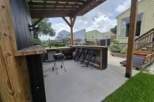 2402 Intrepid Way, League City, TX 77573 - Photo 12