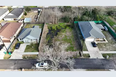 9825 Signet, Houston, TX 77029 - Photo 2