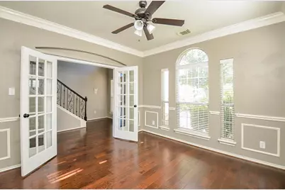 1402 Sullivan Springs Drive, Katy, TX 77494 - Photo 6