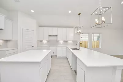 1004 Golden Glow Path, Magnolia, TX 77355 - Photo 10