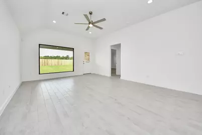 1004 Golden Glow Path, Magnolia, TX 77355 - Photo 20