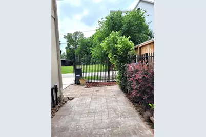 1508 Fowler Street, Houston, TX 77007 - Photo 4