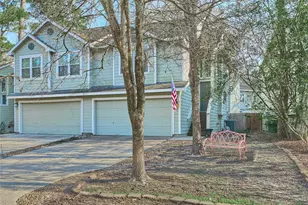 39 N Walden Elms Cir, Spring, TX 77382 - Photo 2